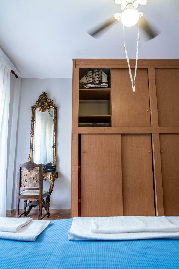 Next To The Sea - Apartment Agía Triás Luaran gambar